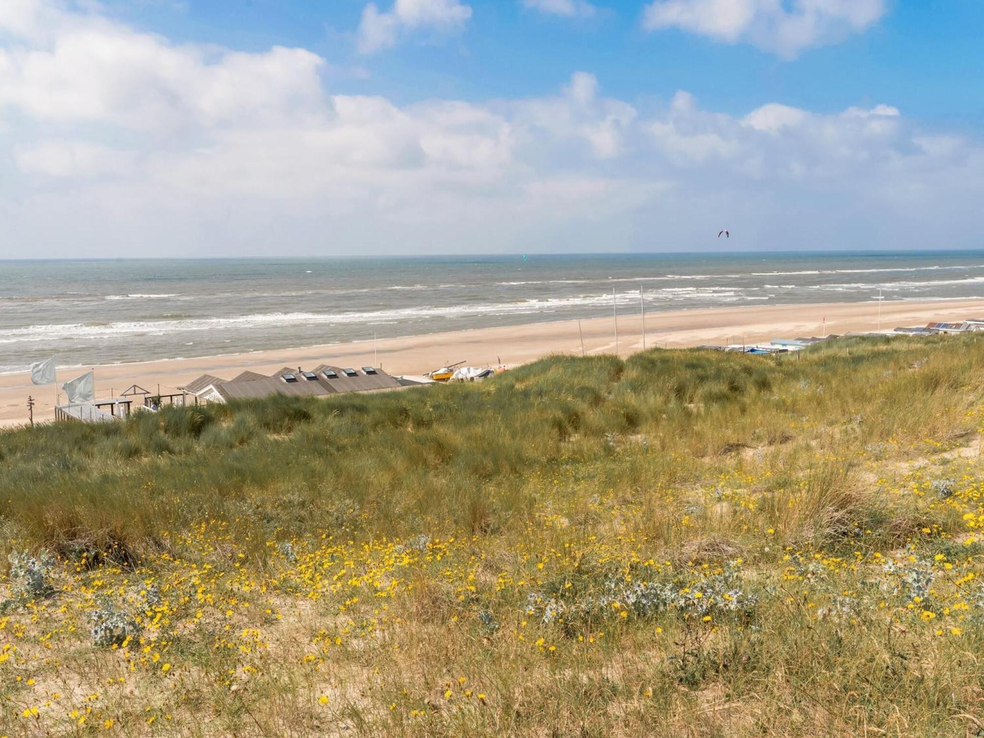 Beautiful Villa With Sauna Near The Sea Egmond aan den Hoef Exteriör bild